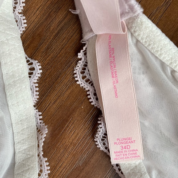 Victoria’s Secret Limited Edition Dream angels - Picture 3 of 3